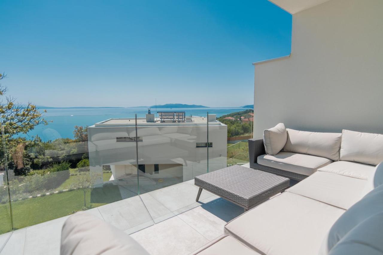 Villa The Boat With Rooftop Pool มาทุลยี ภายนอก รูปภาพ